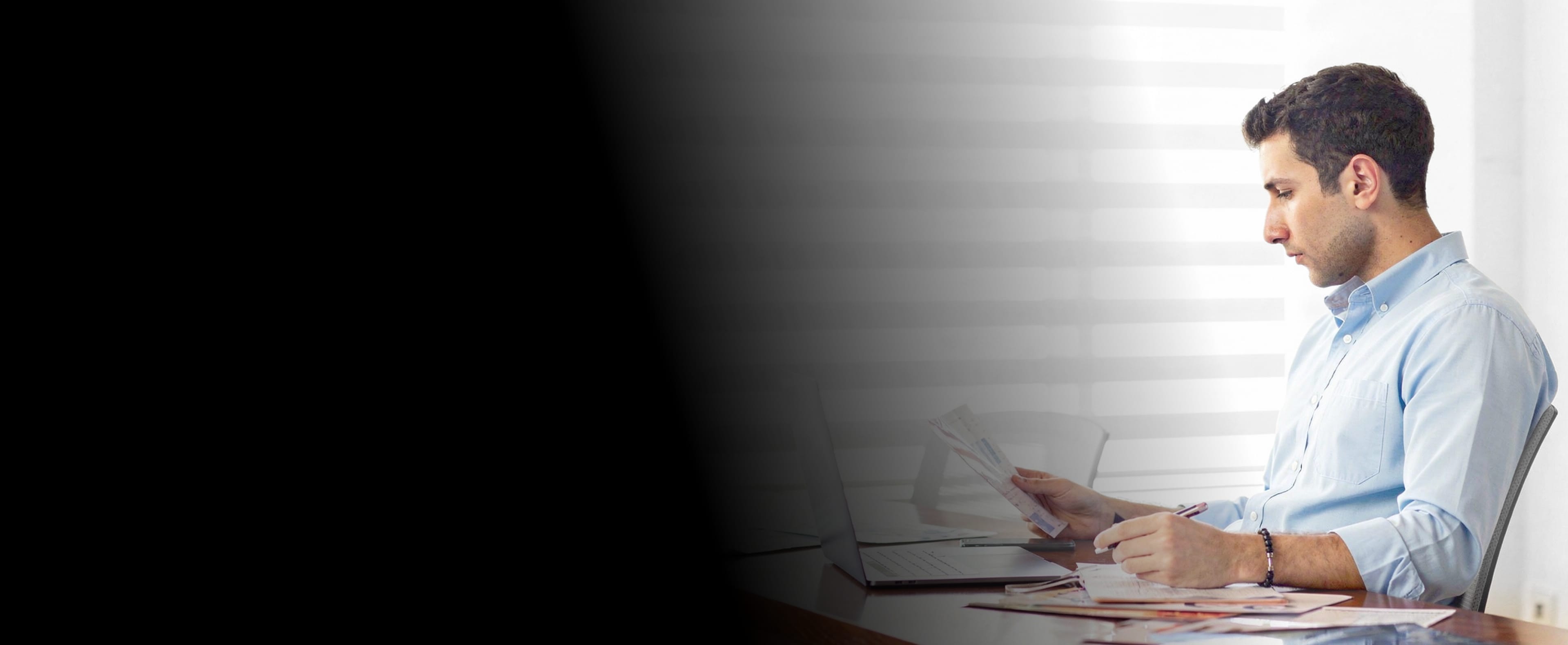 Financial advisory hero image